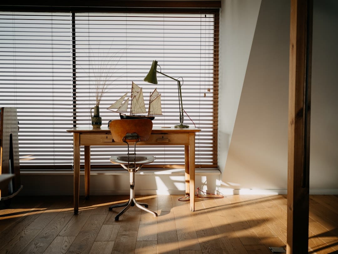 The Focus Workspace with Aalto Desk, Bergen Desk Chair, Oslo Shelf Unit and Lofoten Task Lamp